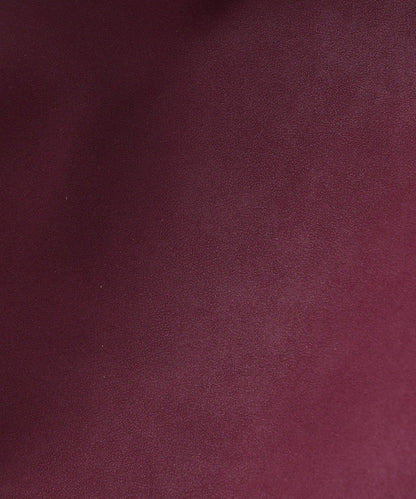 帶掛件的A4尺寸手提包