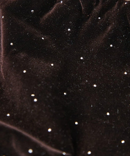 帶卡拉賓的絨面鉚釘束口袋