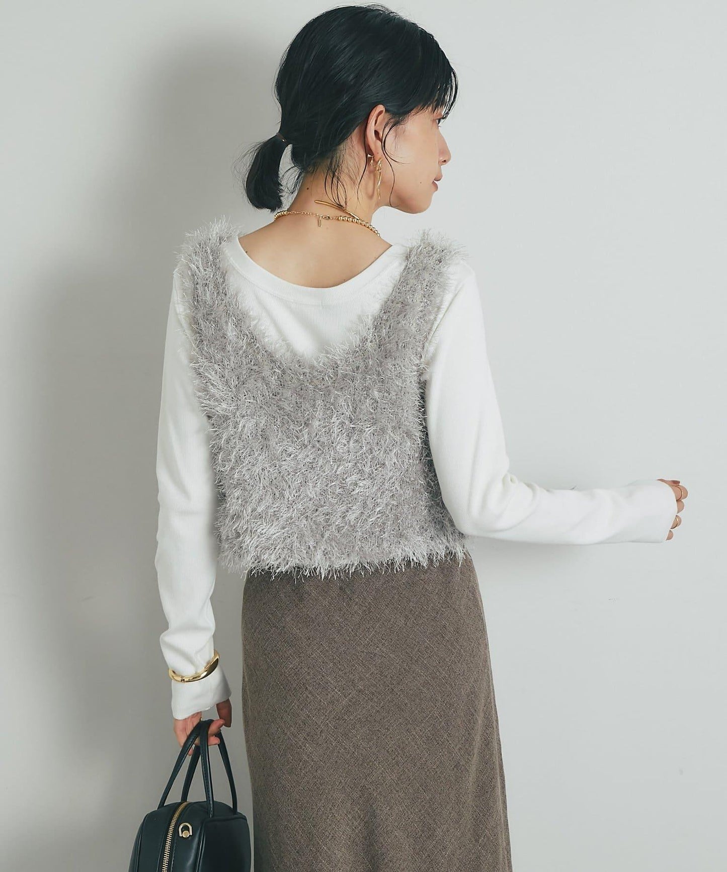 《柔軟顯色》U領毛絨馬甲