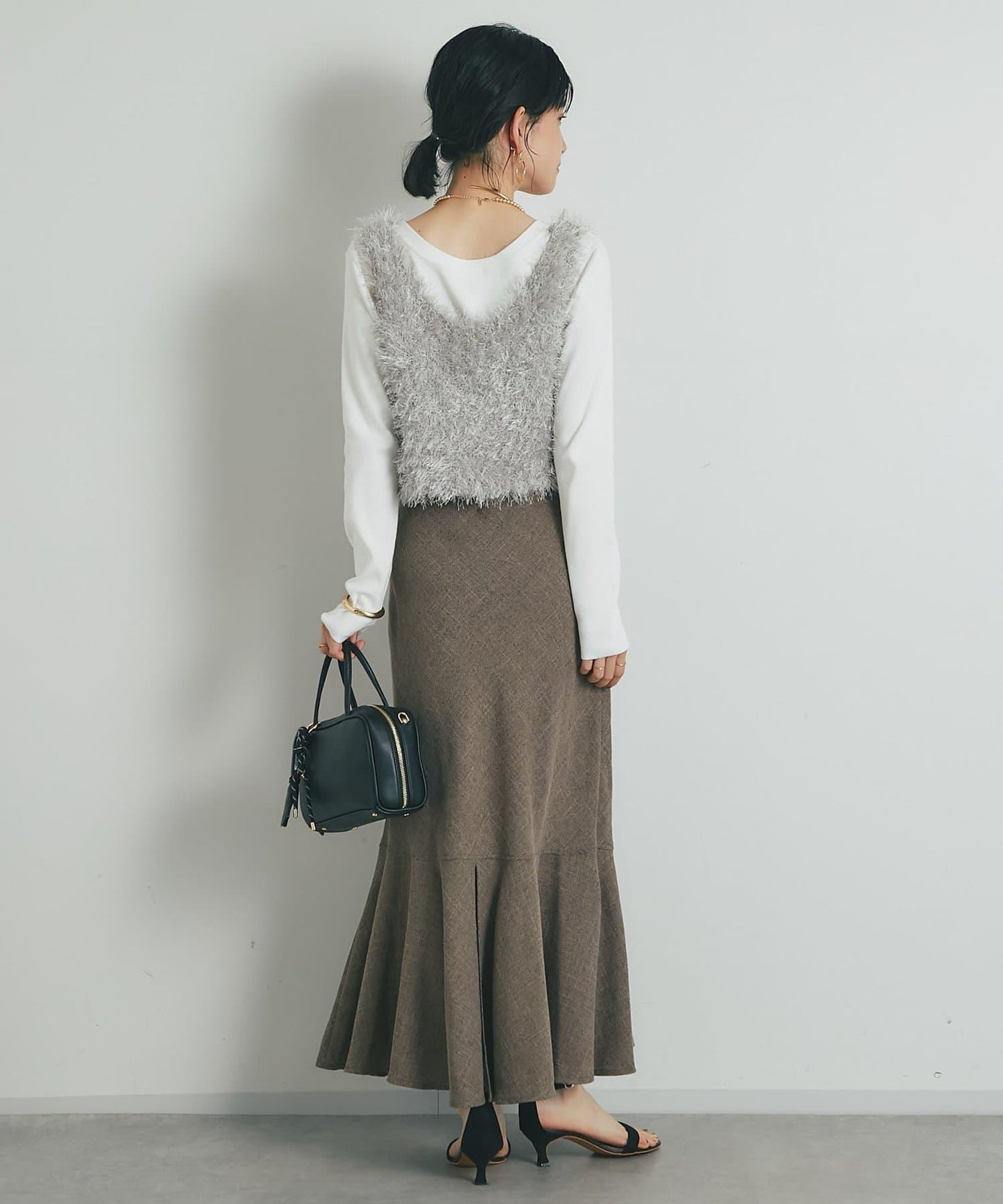 《柔軟顯色》U領毛絨馬甲