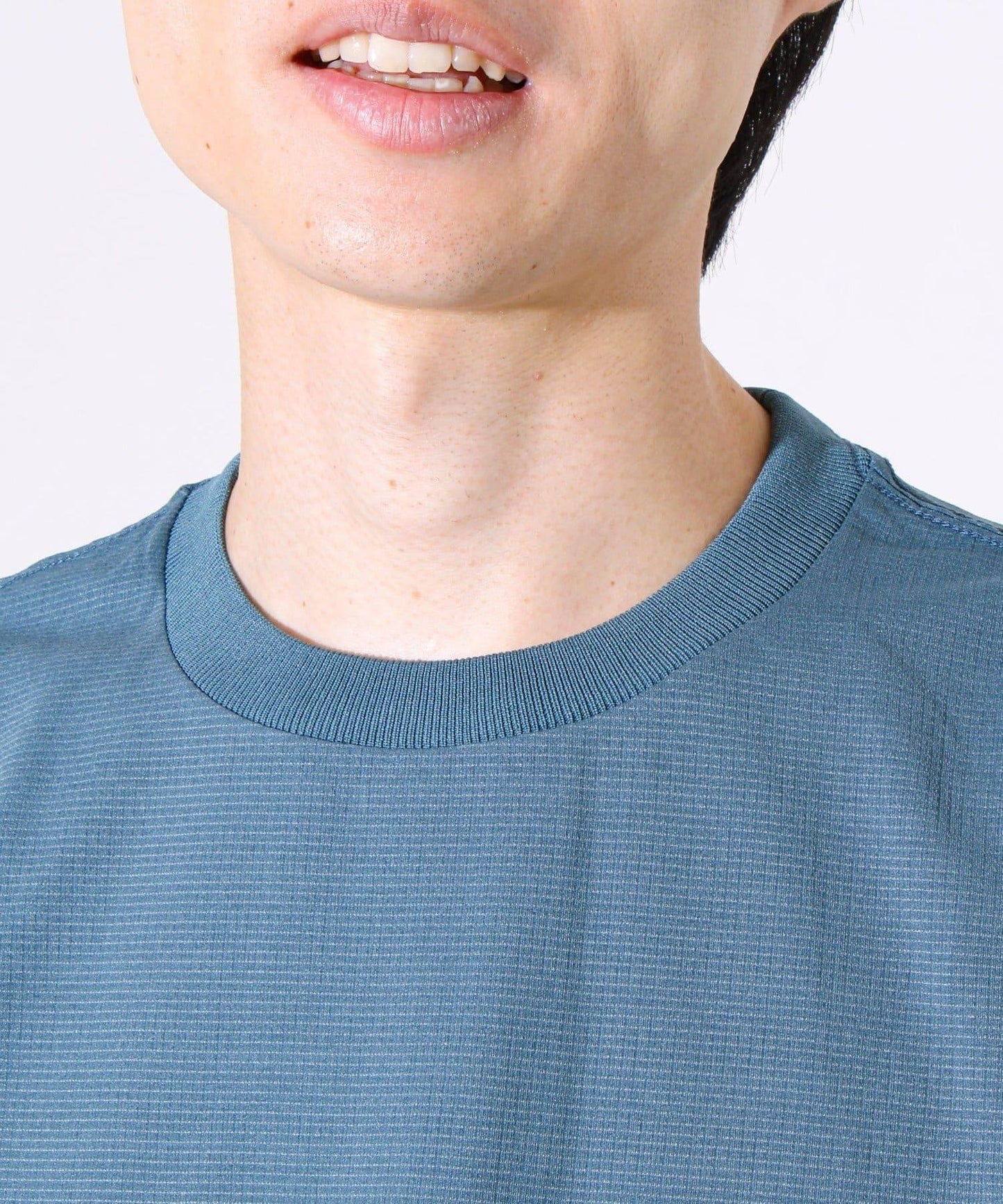 "速乾性・彈力性・抗起球性・耐洗滌性" 側口袋T恤