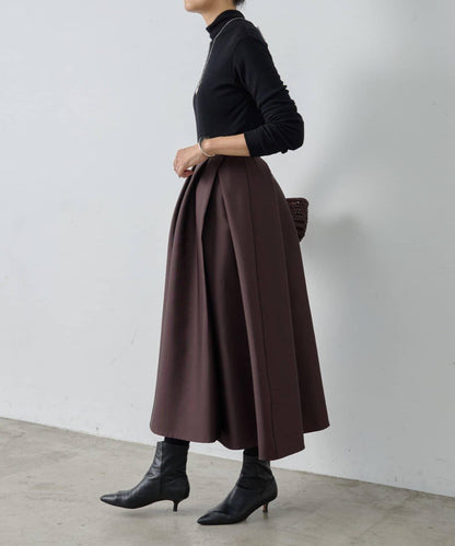 8月3日（週日）12點《15 quinze》雙面緞面半身裙