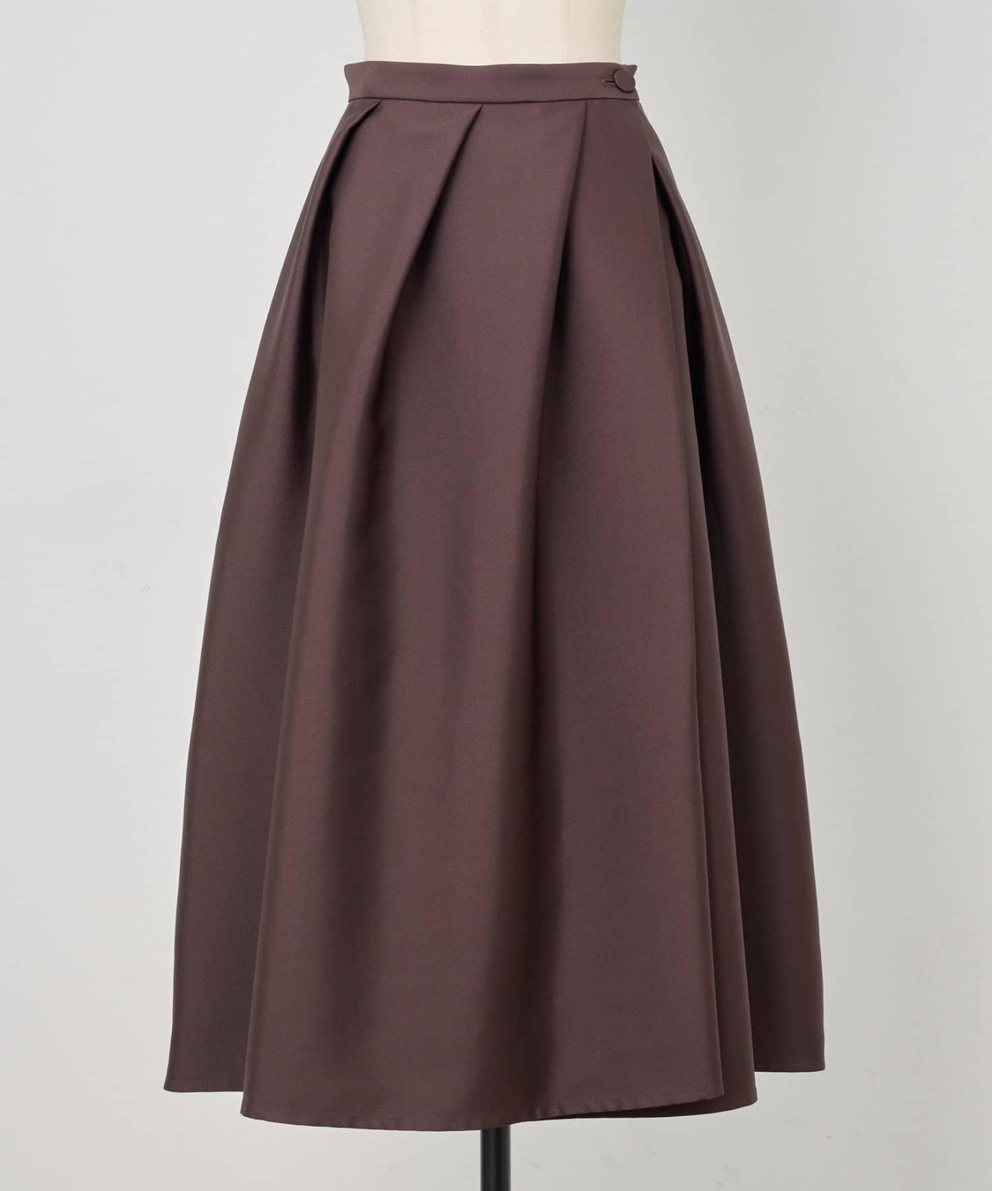 8月3日（週日）12點《15 quinze》雙面緞面半身裙