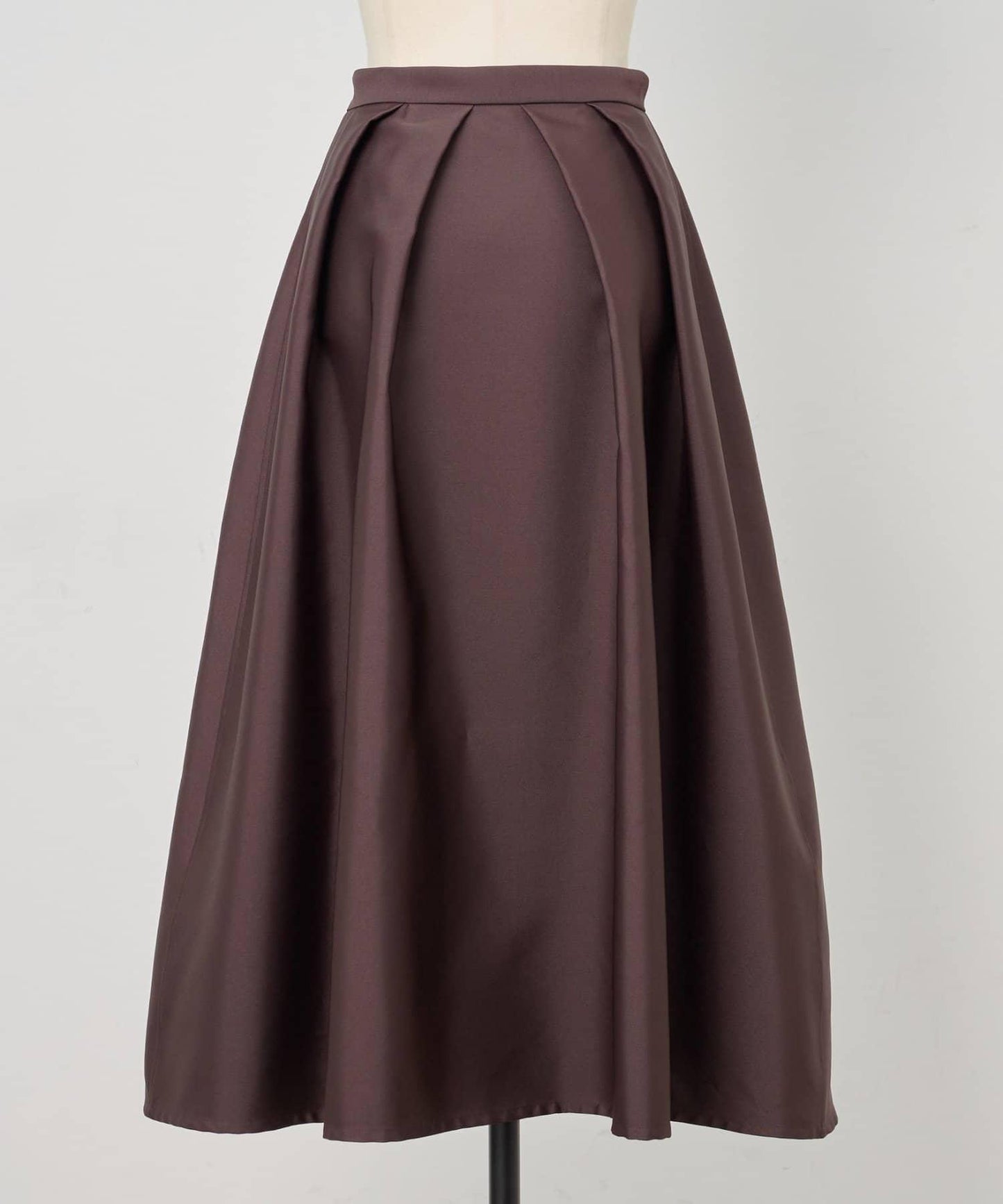 8月3日（週日）12點《15 quinze》雙面緞面半身裙