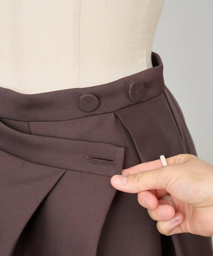 8月3日（週日）12點《15 quinze》雙面緞面半身裙