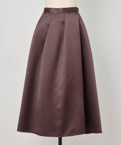 8月3日（週日）12點《15 quinze》雙面緞面半身裙