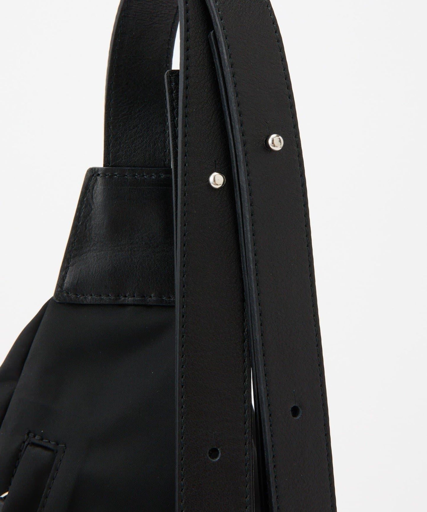 【PAL CLOSET限定商品】［可作單肩包、斜挎包、雙肩包］尼龍多用單肩包