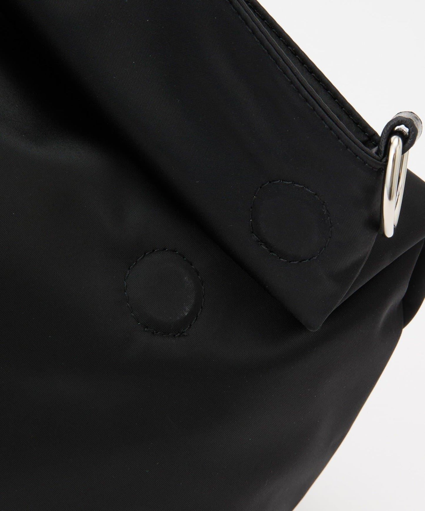 【PAL CLOSET限定商品】［可作單肩包、斜挎包、雙肩包］尼龍多用單肩包
