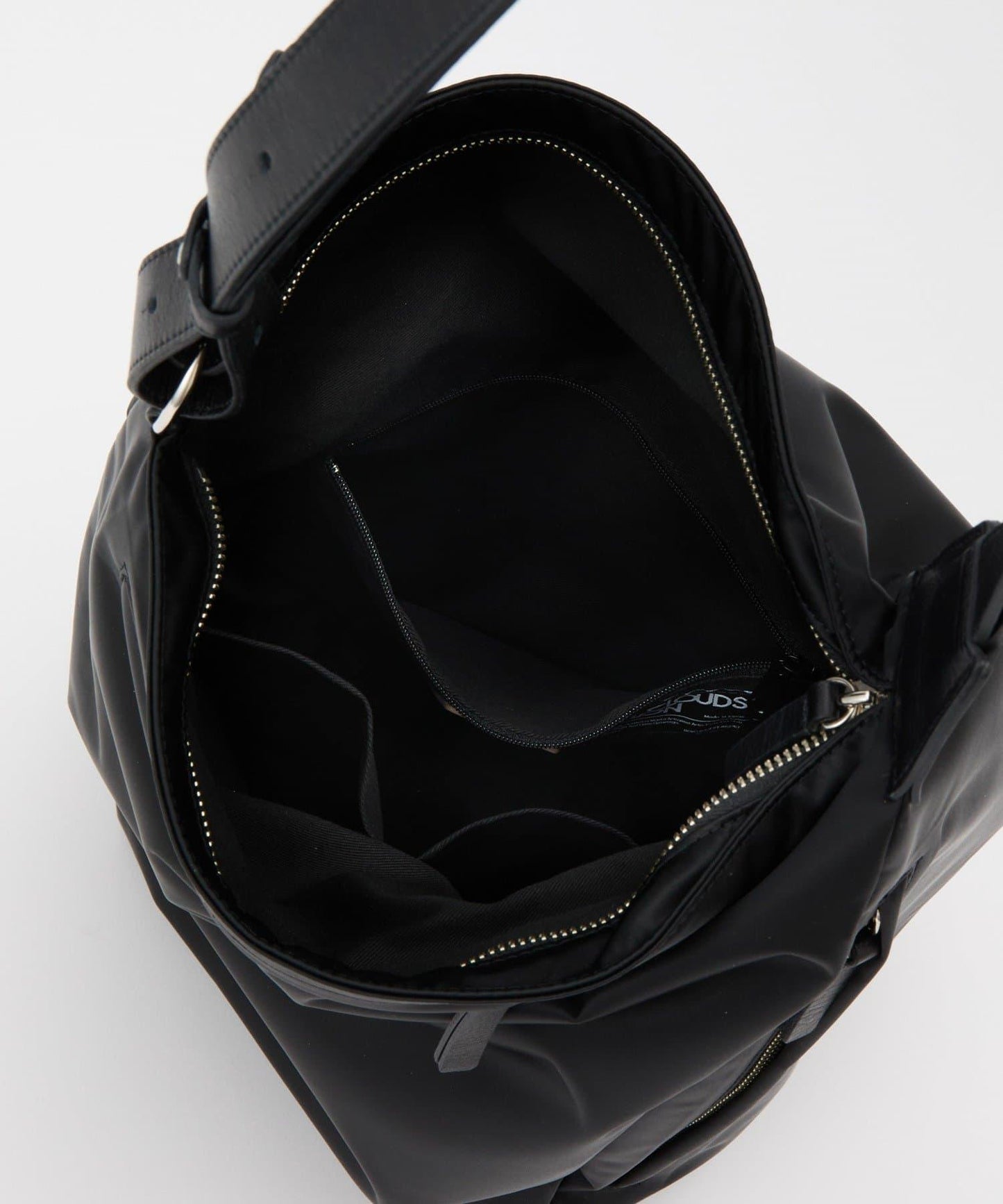 【PAL CLOSET限定商品】［可作單肩包、斜挎包、雙肩包］尼龍多用單肩包