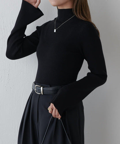 喇叭袖修身高領針織衫