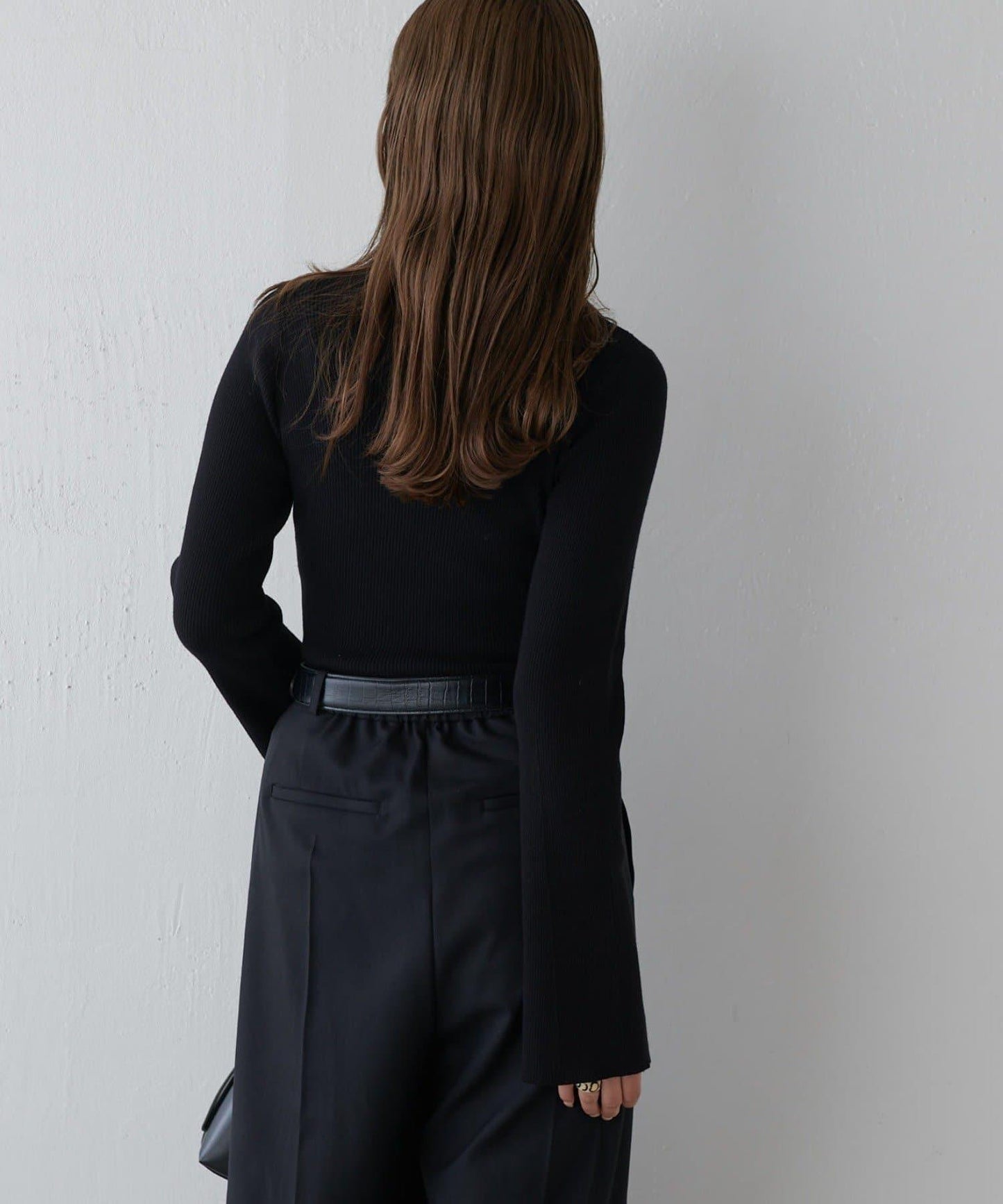 喇叭袖修身高領針織衫