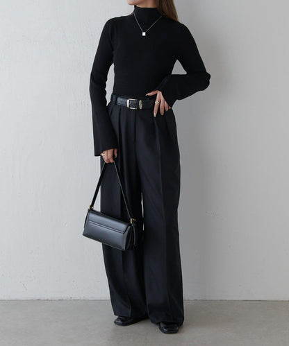 喇叭袖修身高領針織衫