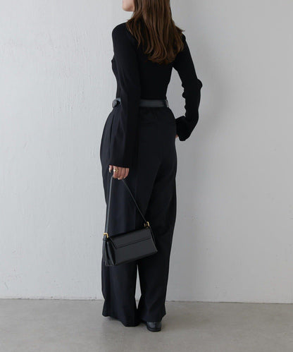 喇叭袖修身高領針織衫