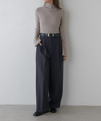 喇叭袖修身高領針織衫