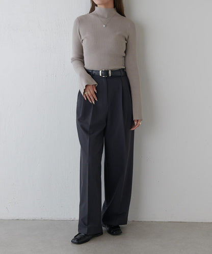 喇叭袖修身高領針織衫