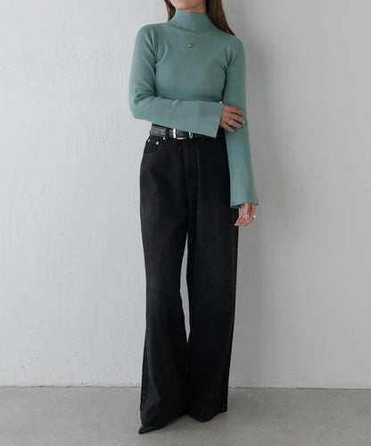 喇叭袖修身高領針織衫