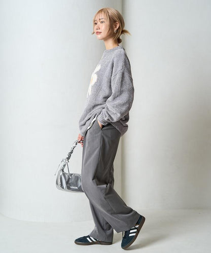 花卉絨球針織套頭衫