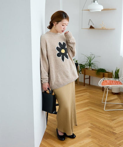 花卉絨球針織套頭衫