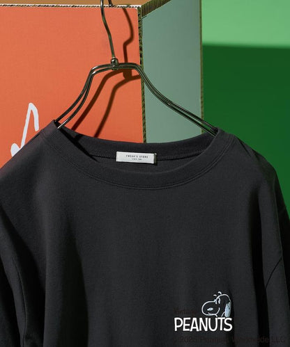 《PEANUTS》復古藝術印花T恤