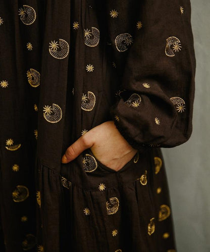 亮片刺繡月亮與星星連衣裙