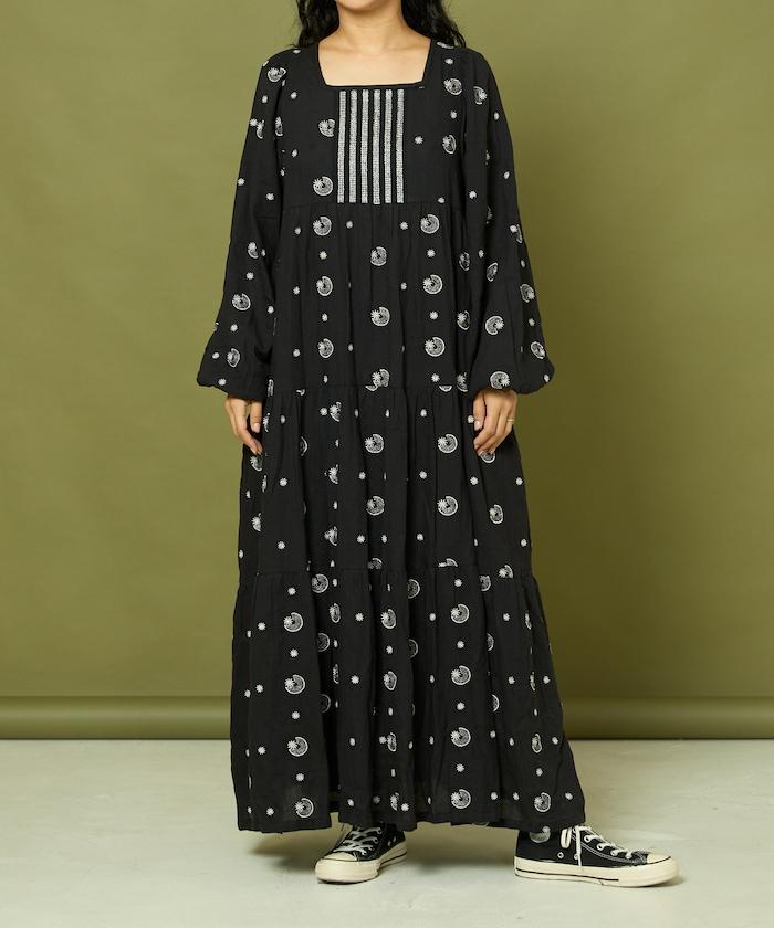 亮片刺繡月亮與星星連衣裙