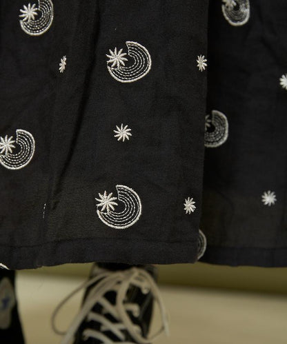 亮片刺繡月亮與星星連衣裙