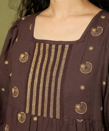 亮片刺繡月亮與星星連衣裙