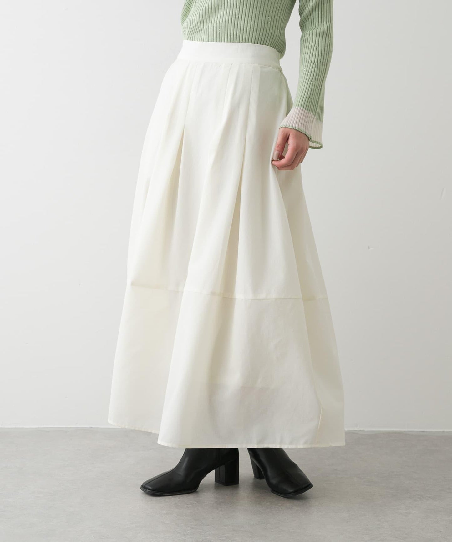 褶皺蓬鬆繭型半身裙