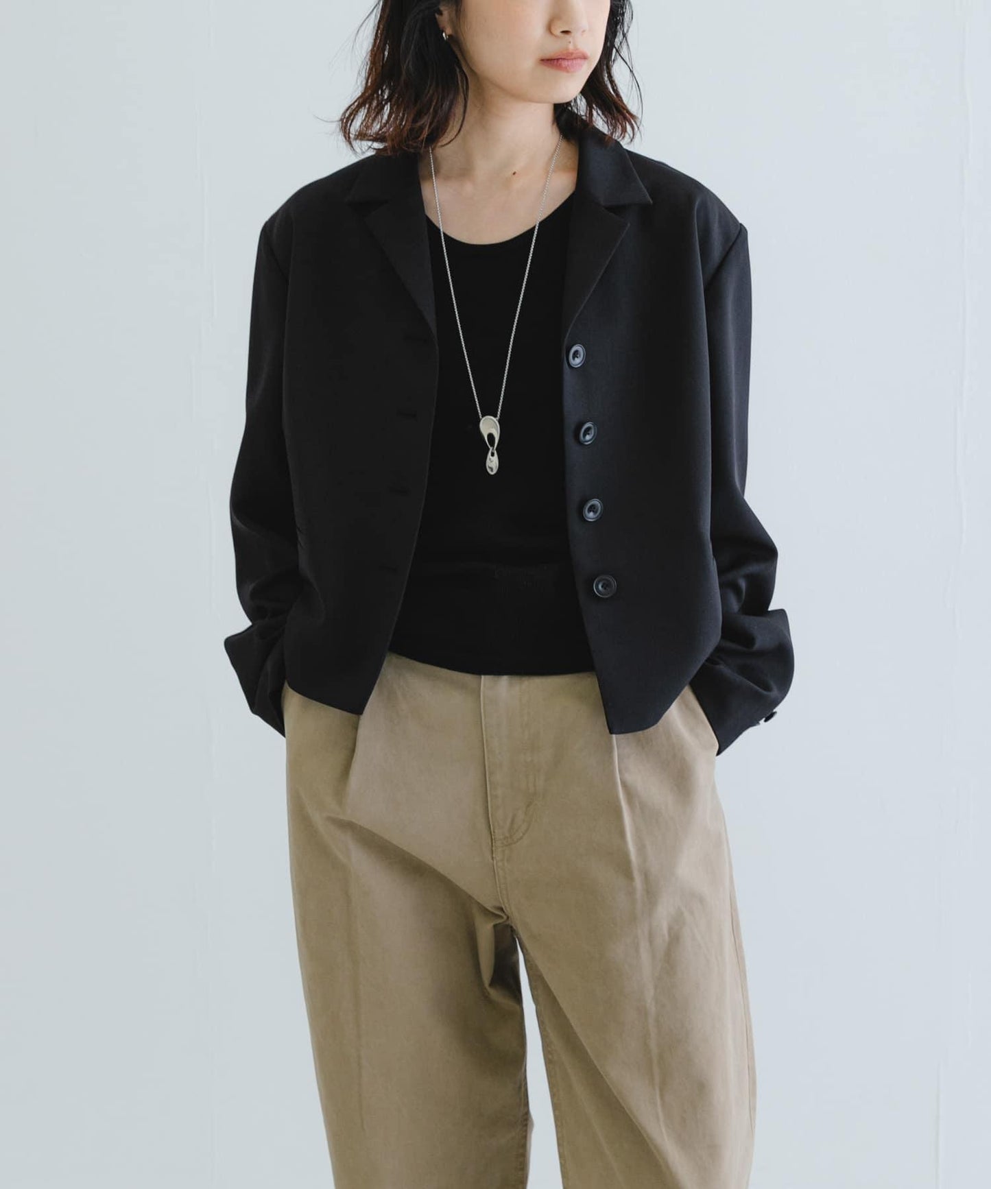 new basic 盒型短款夾克