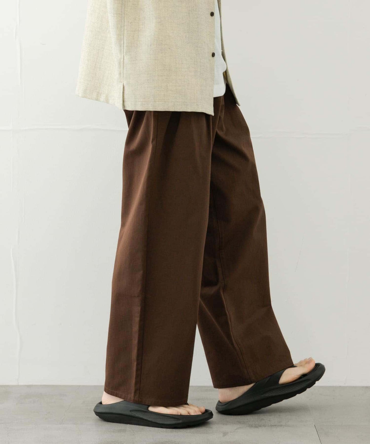 2褶寬鬆斜紋棉布長褲