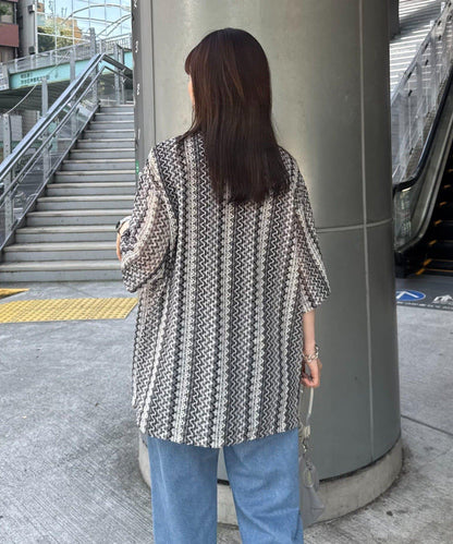 蕾絲透視條紋寬鬆襯衫