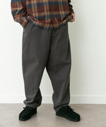 基礎寬鬆休閒斜紋棉布長褲