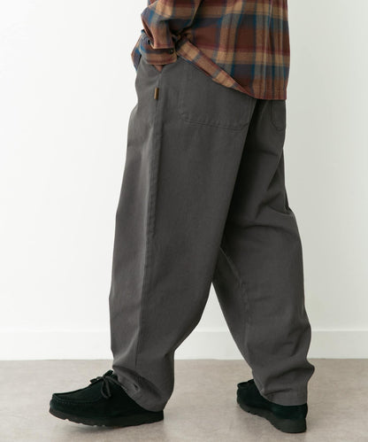 基礎寬鬆休閒斜紋棉布長褲