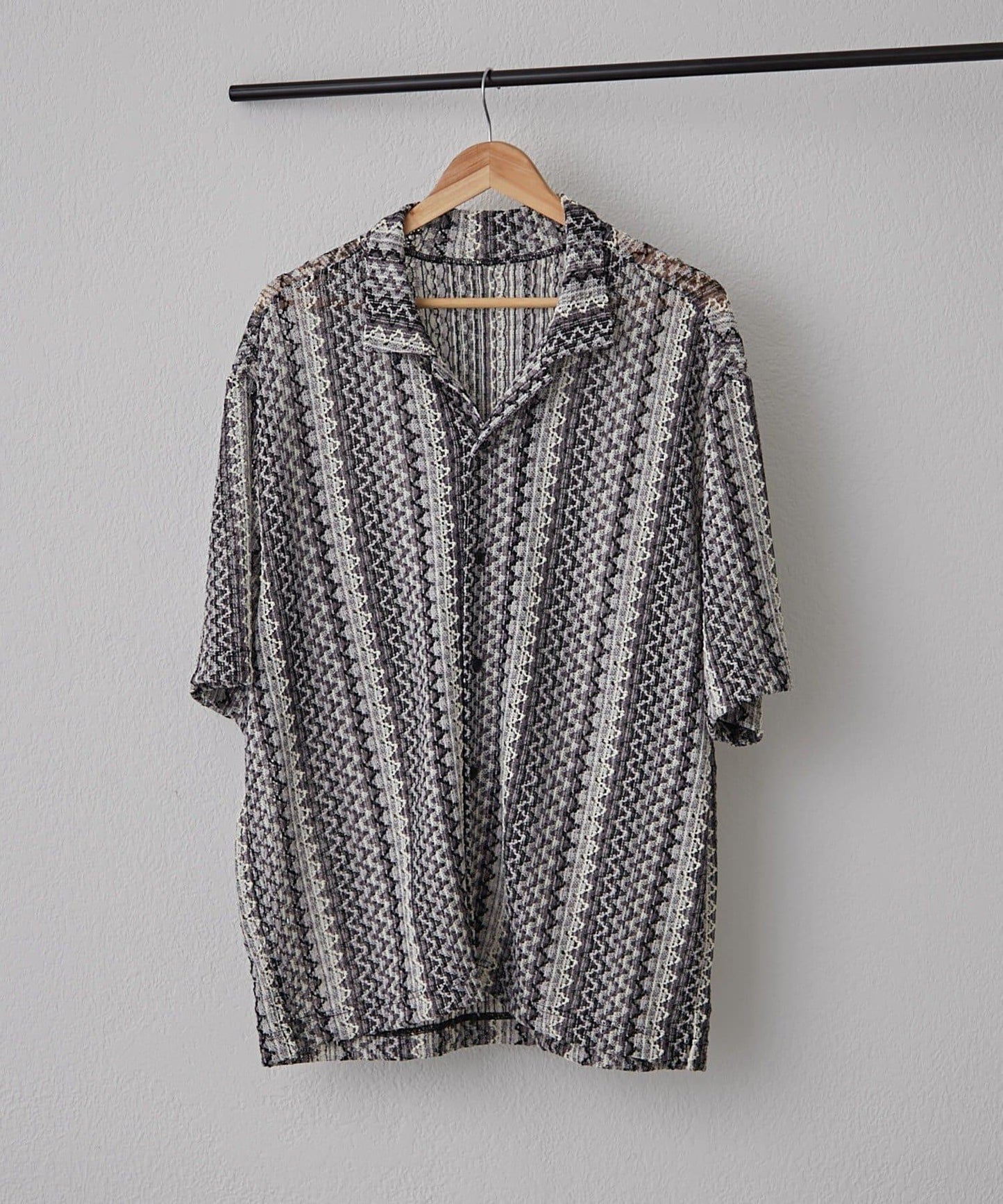 蕾絲透視條紋寬鬆襯衫