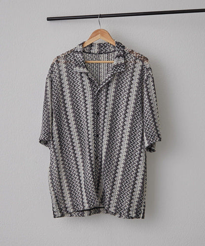 蕾絲透視條紋寬鬆襯衫