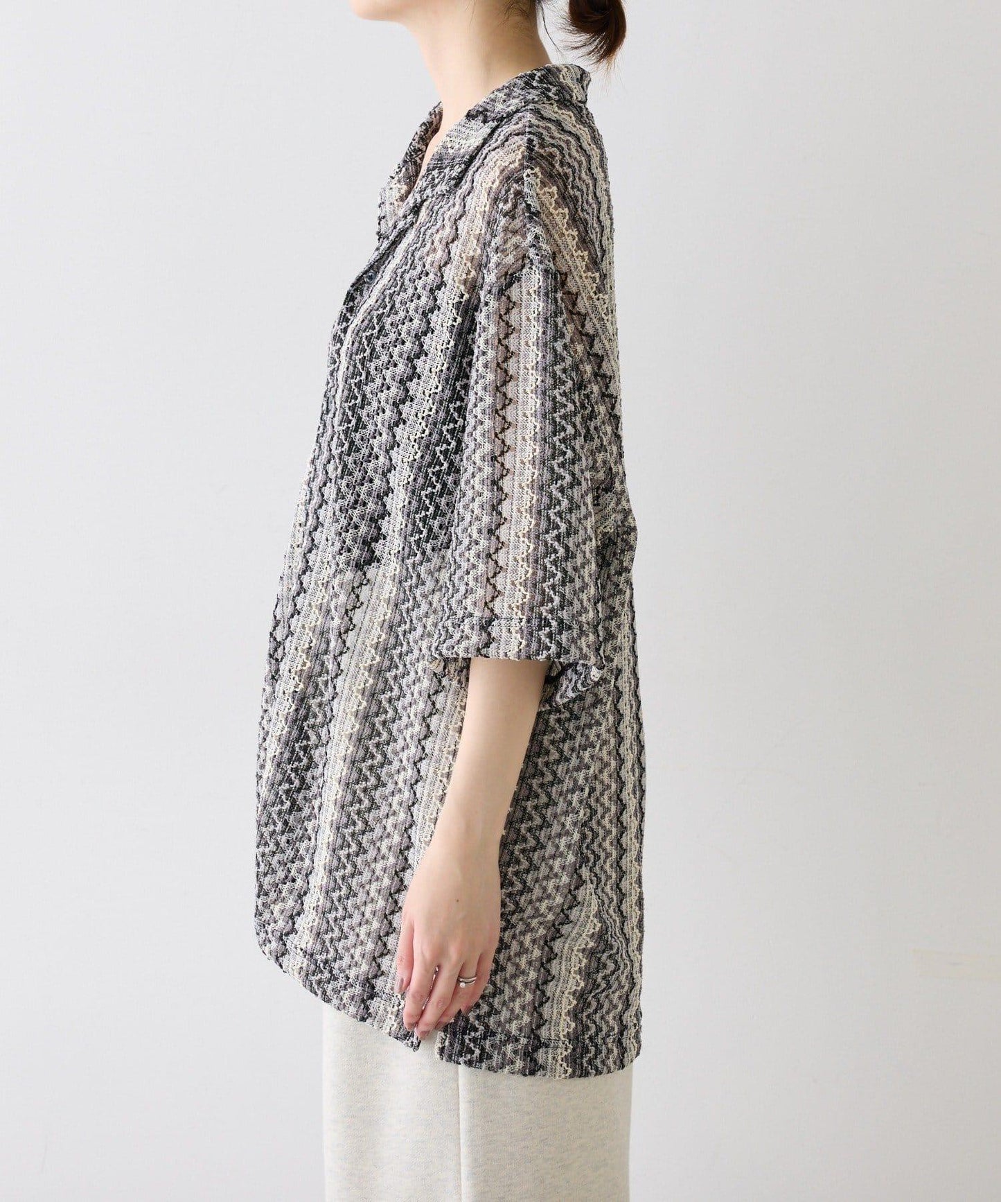 蕾絲透視條紋寬鬆襯衫