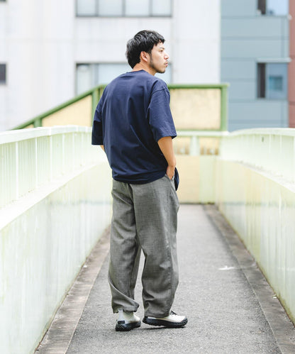 『UR TECH』寬鬆亨利領T恤