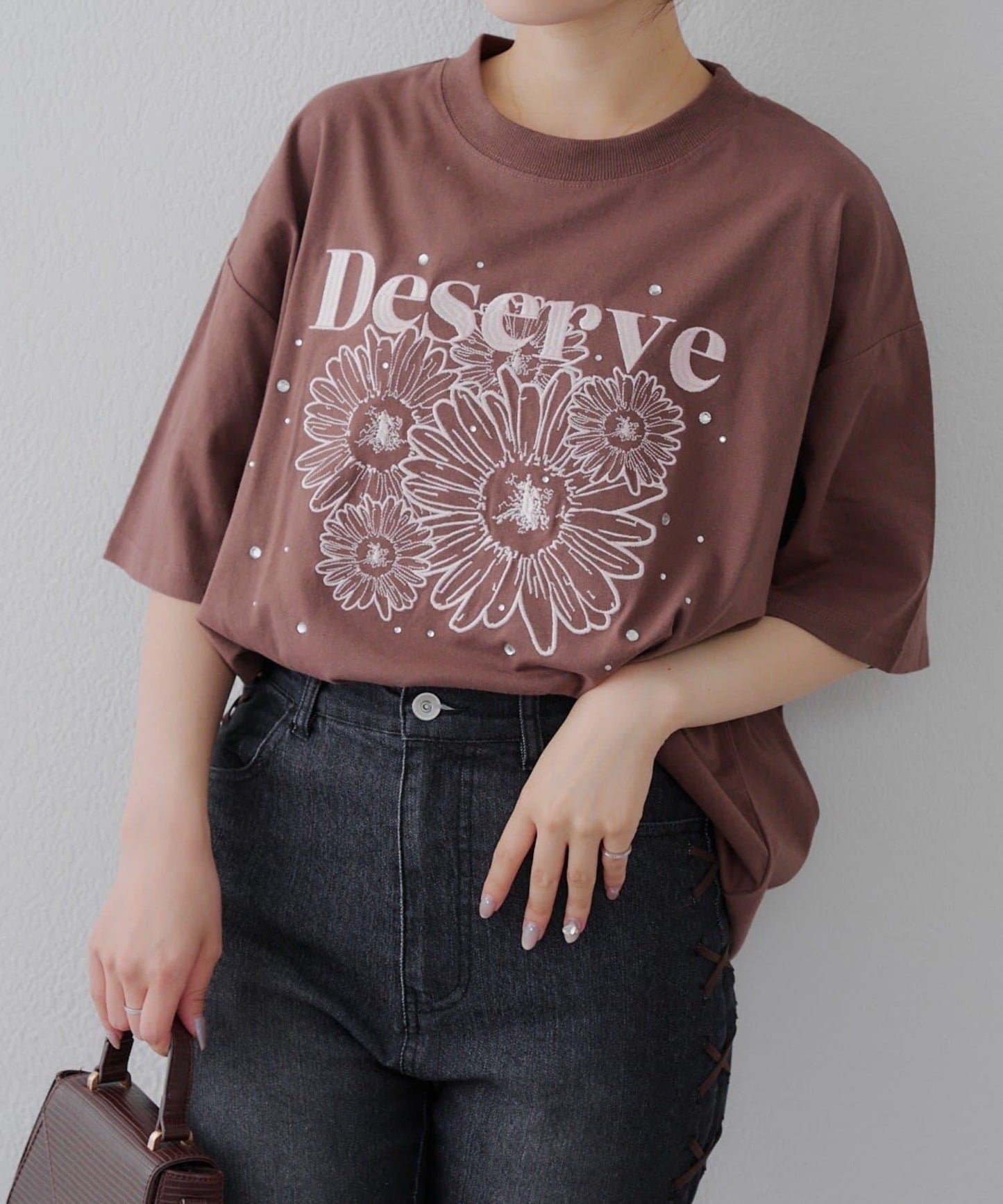 亮片花朵刺繡寬鬆T恤