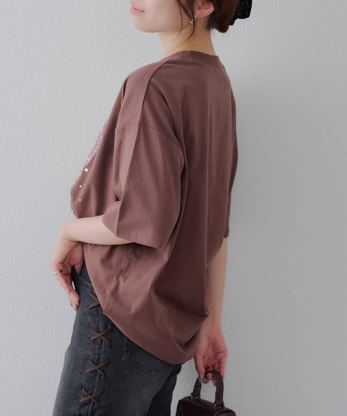 亮片花朵刺繡寬鬆T恤