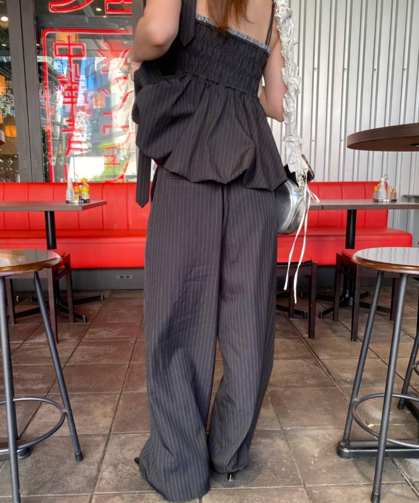 層疊設計休閒西裝褲