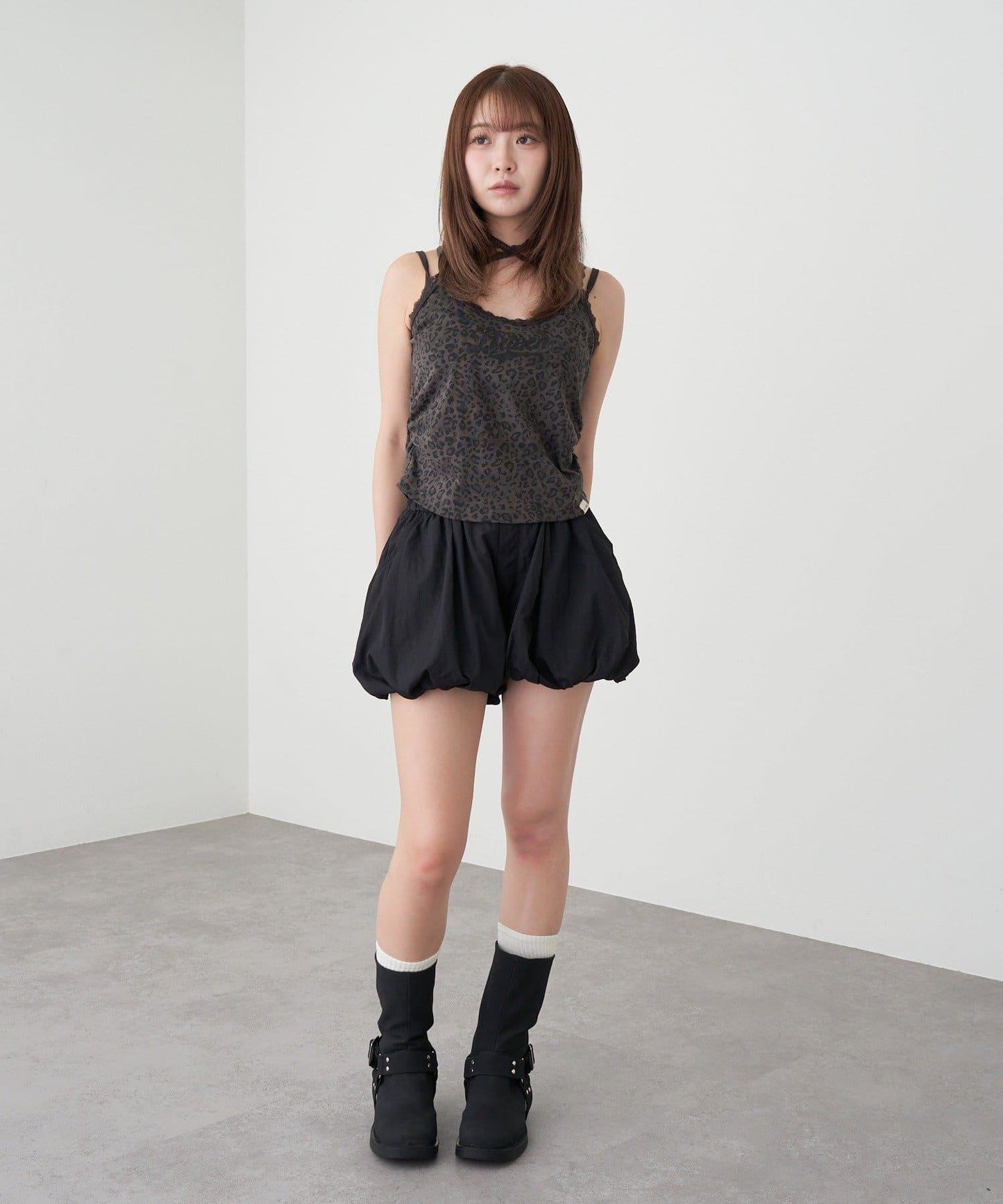 豹紋胸墊 蕾絲Logo疊穿 吊帶背心