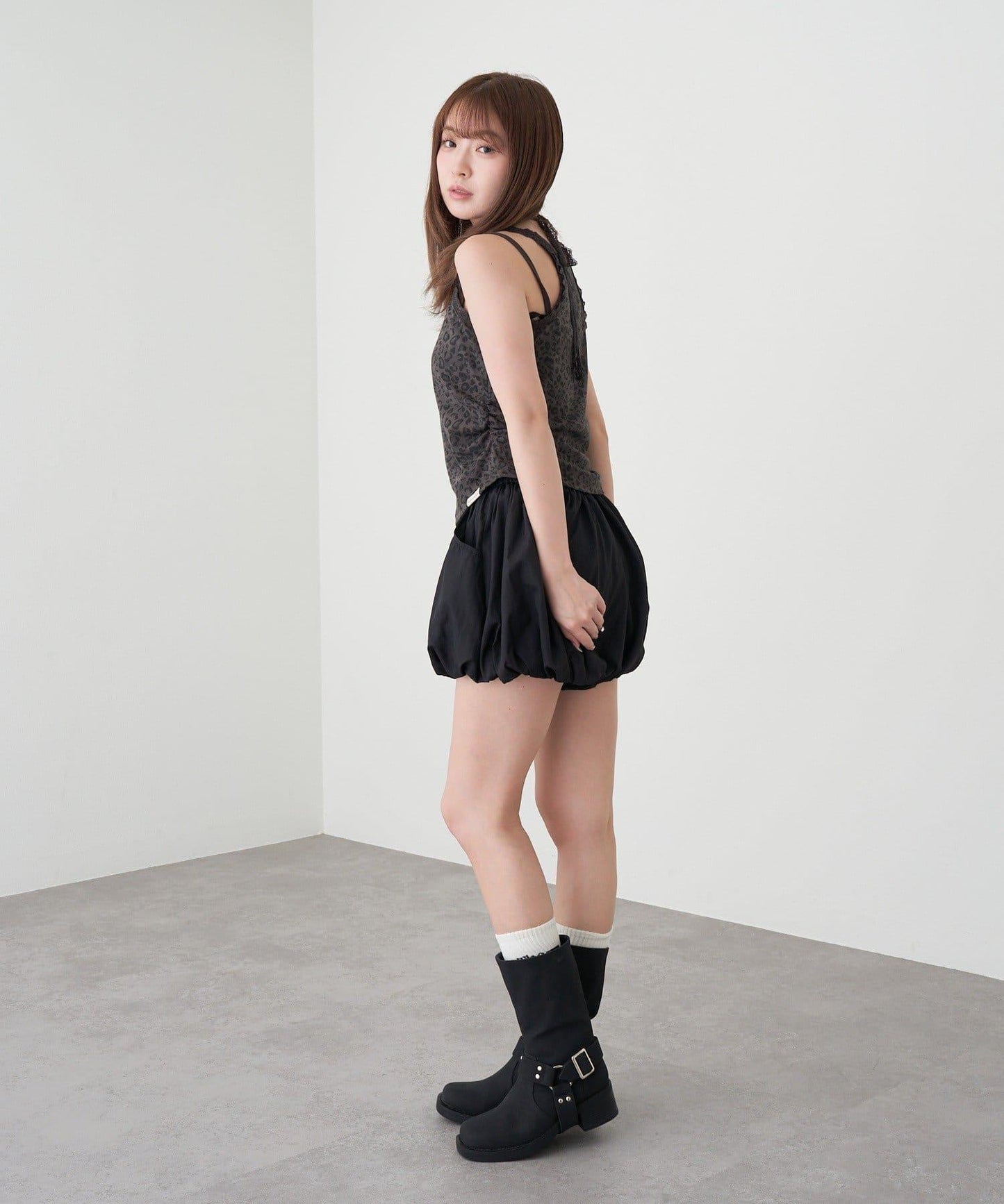 豹紋胸墊 蕾絲Logo疊穿 吊帶背心