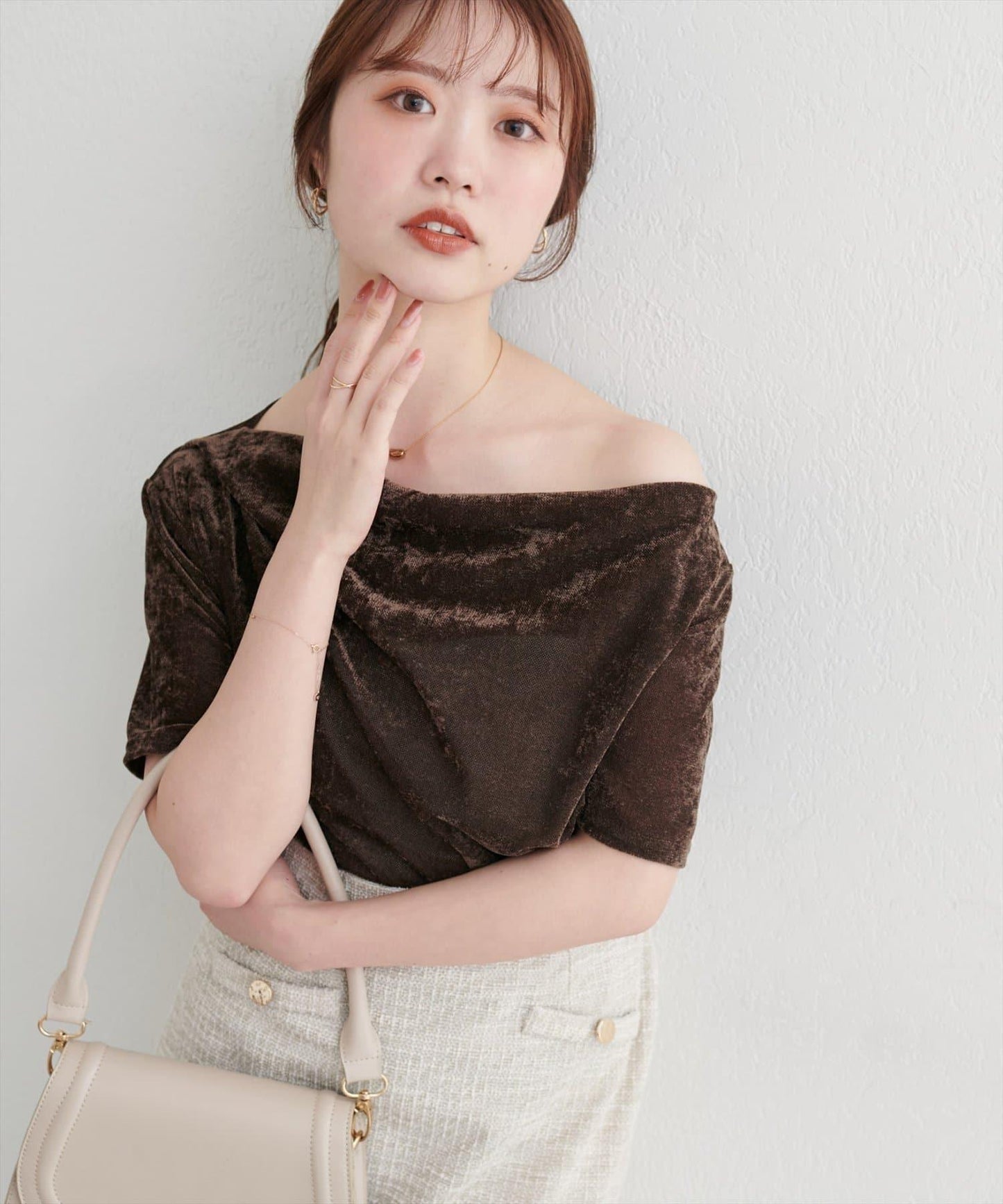 植絨網紗褶皺短袖套頭衫