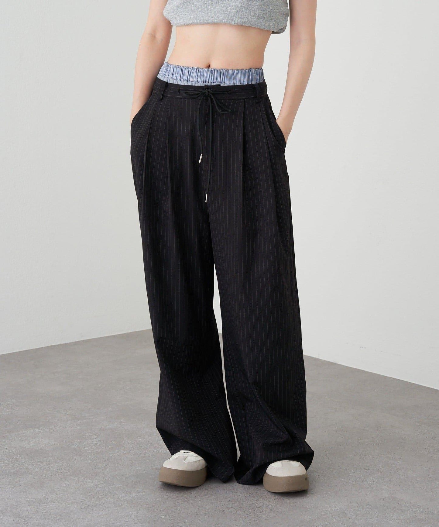 層疊設計休閒西裝褲