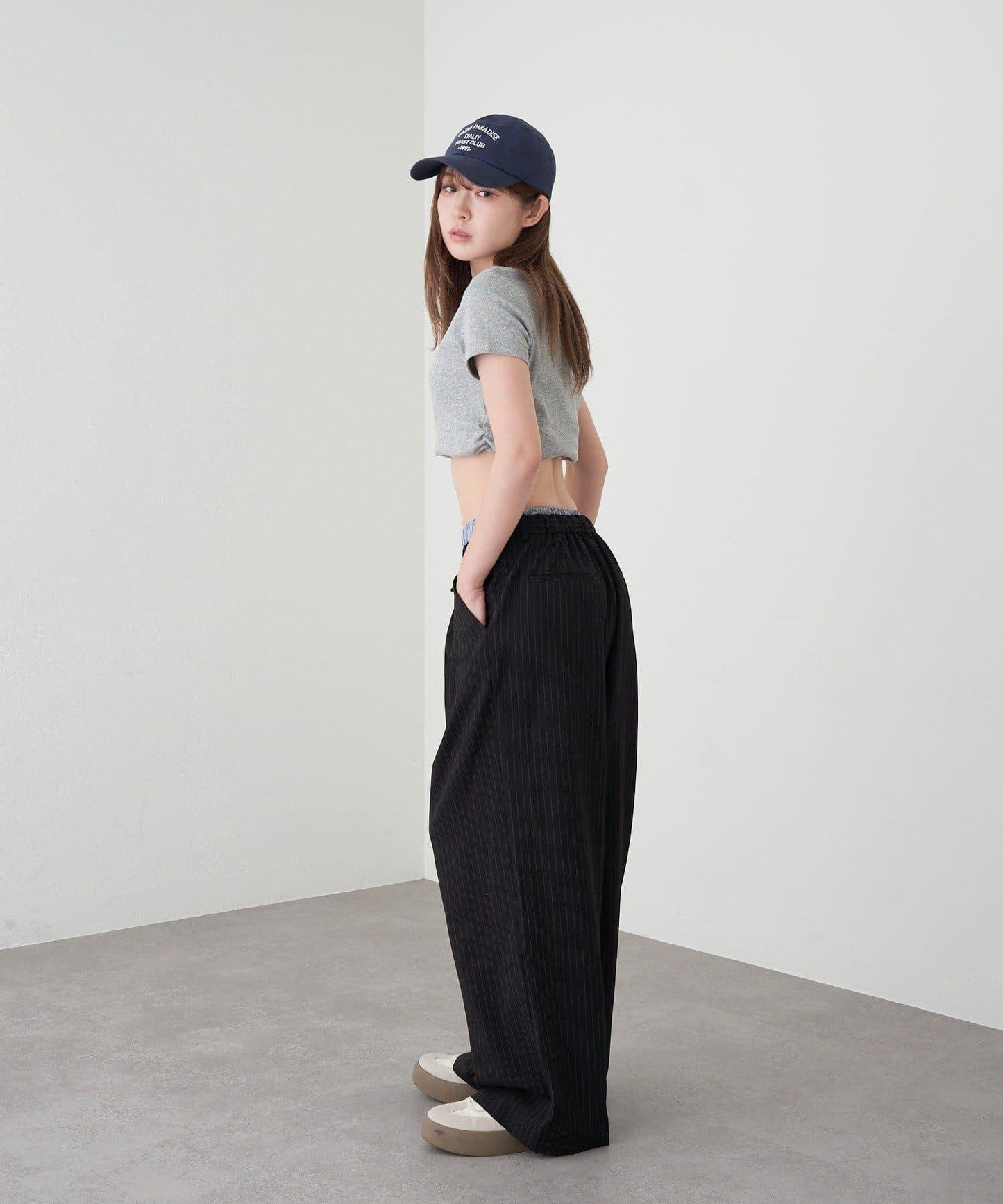 層疊設計休閒西裝褲