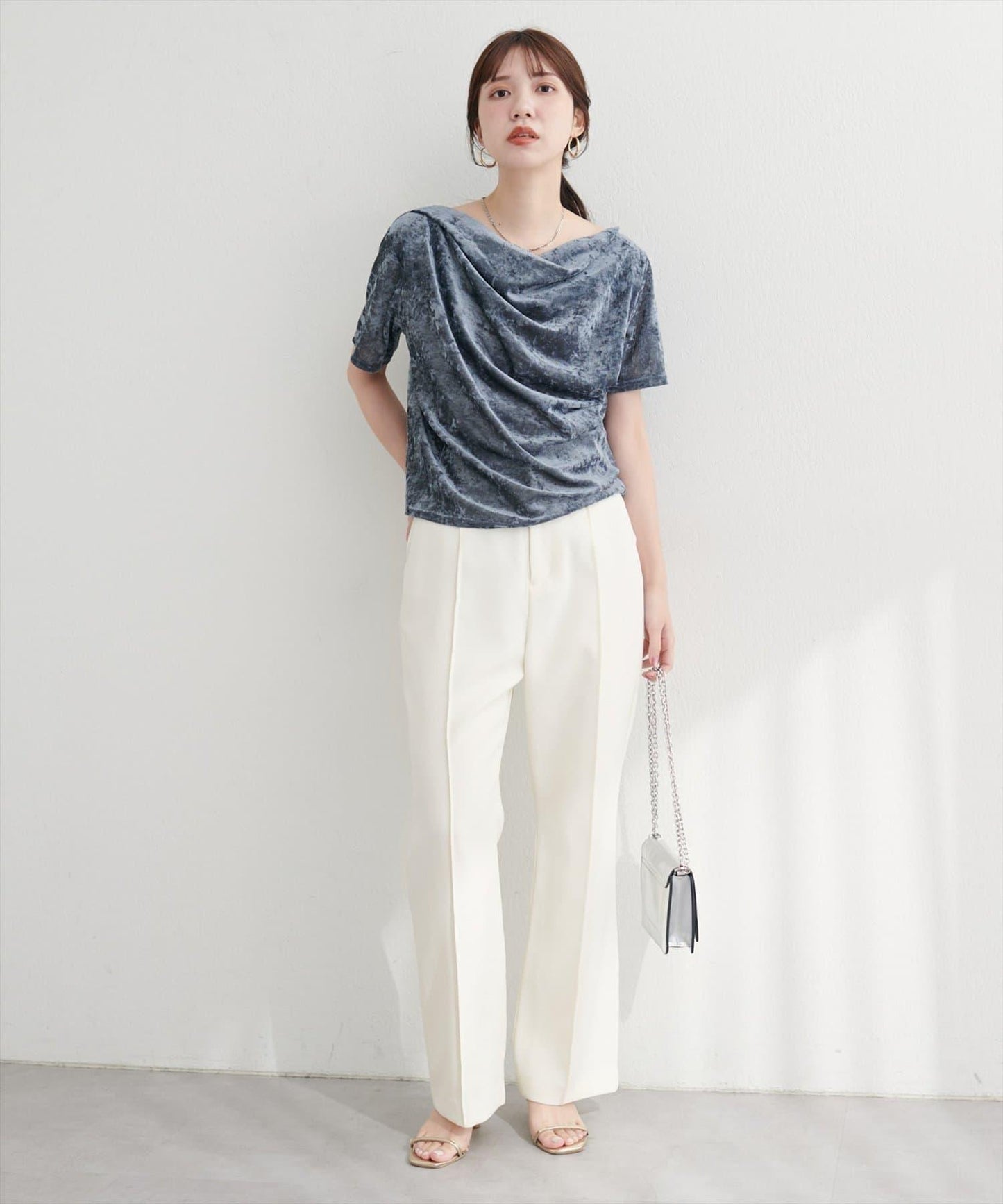 植絨網紗褶皺短袖套頭衫