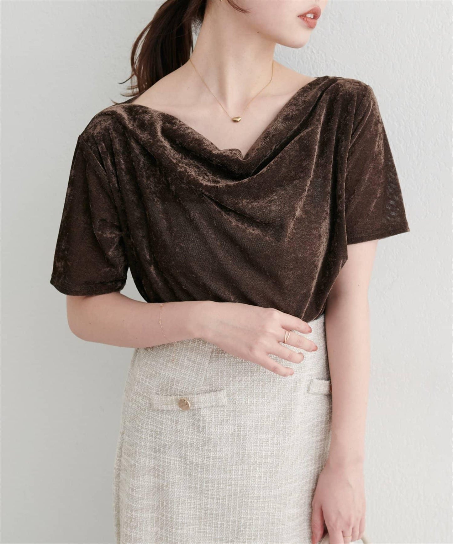 植絨網紗褶皺短袖套頭衫
