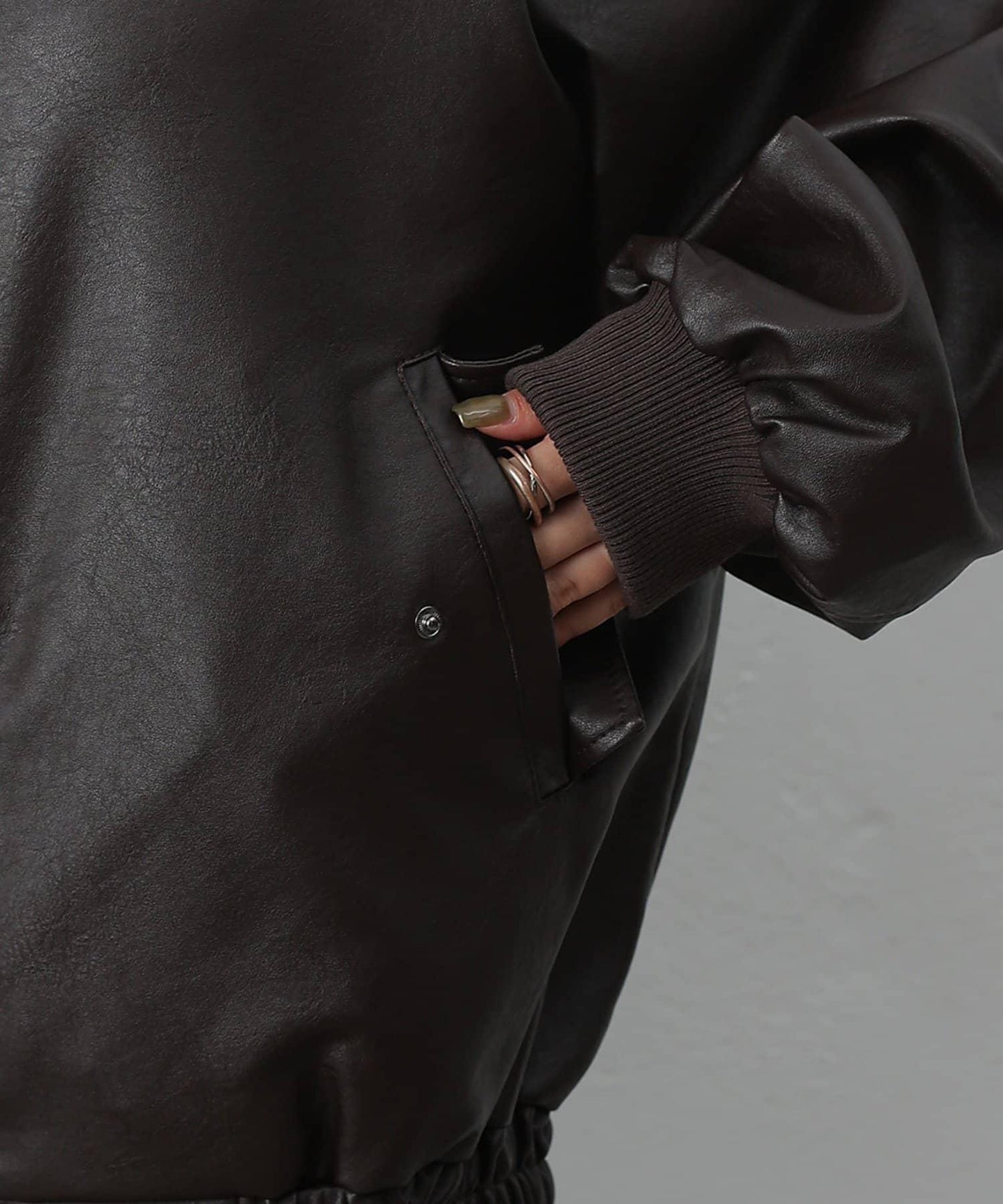 【AW】仿皮MA-1夾克