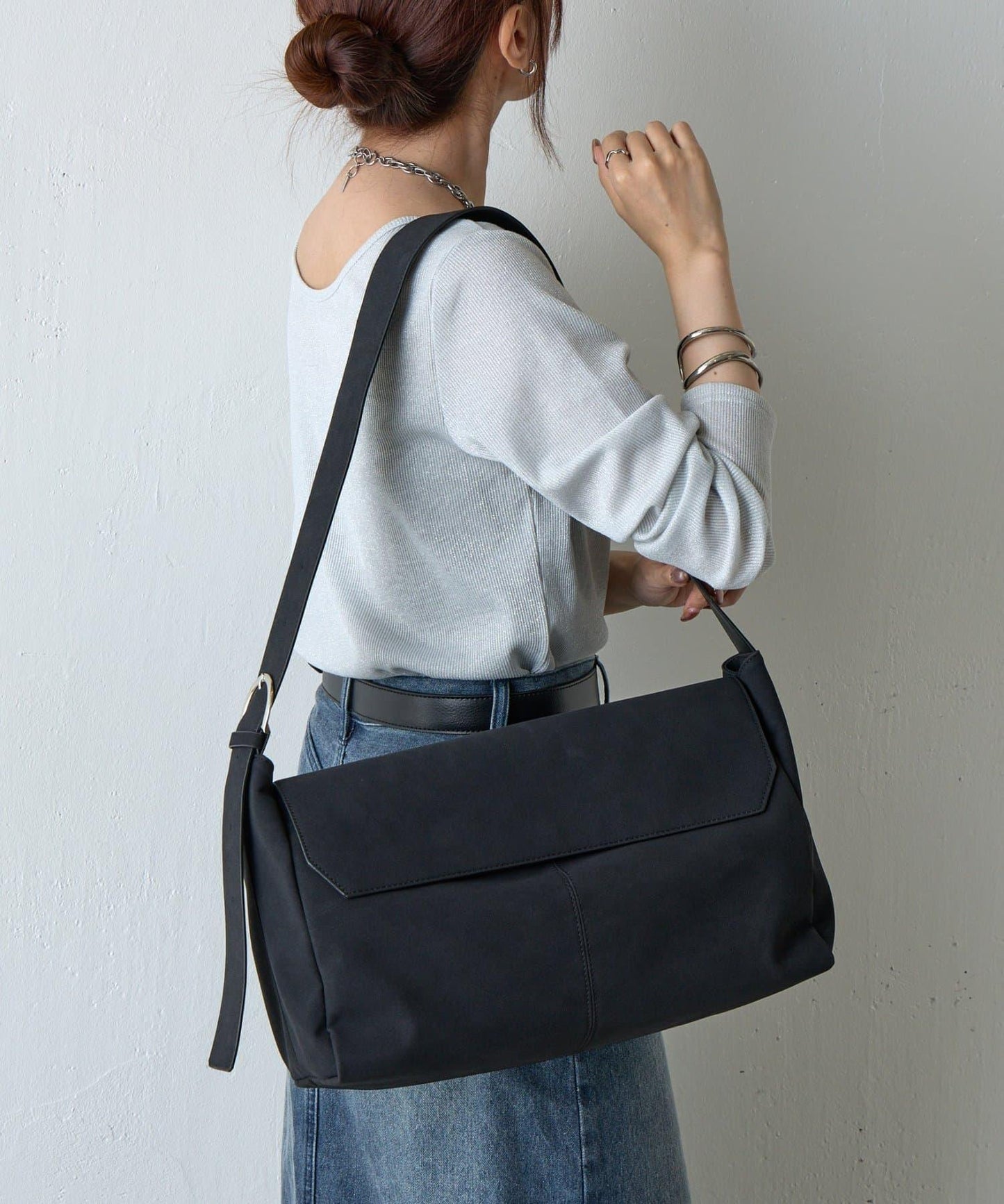 【AW】麂皮翻蓋單肩包