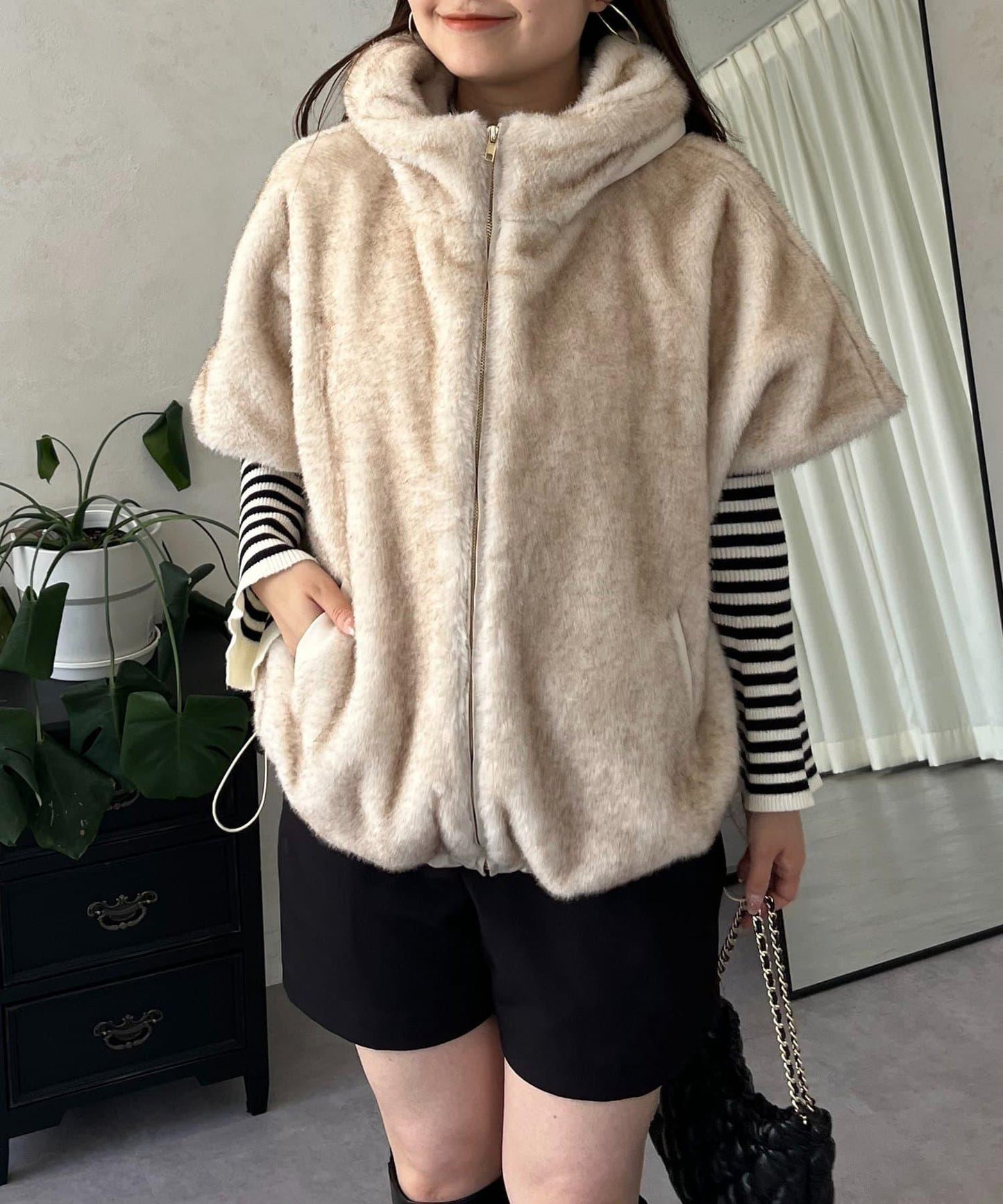 【總選舉參賽單品】貂絨風格連帽毛皮披肩